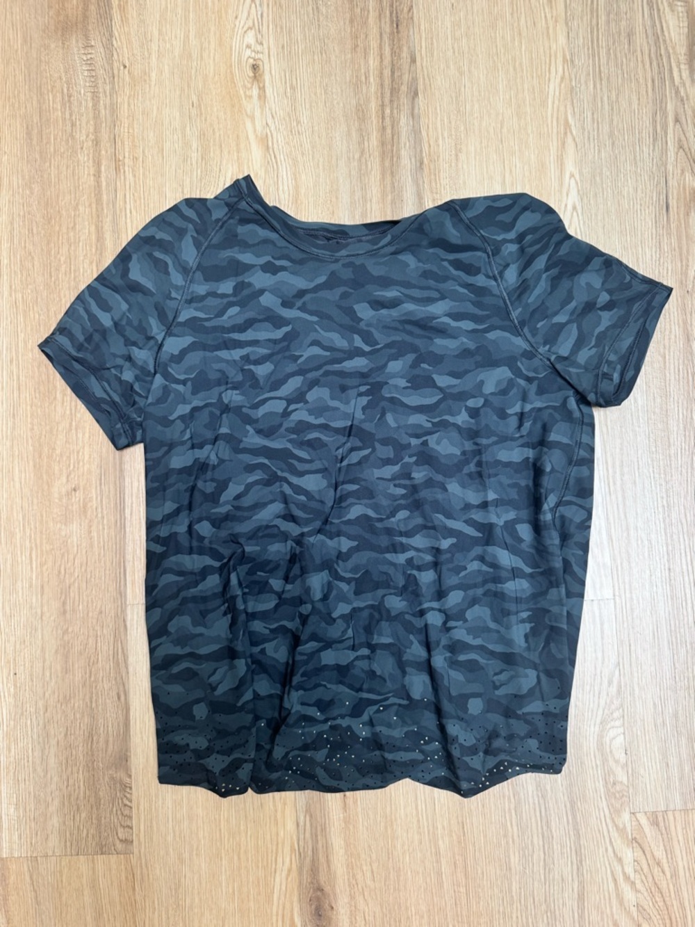 lululemon athletica Black & Dark Gray Camo Short Sleeve Athletic Tee